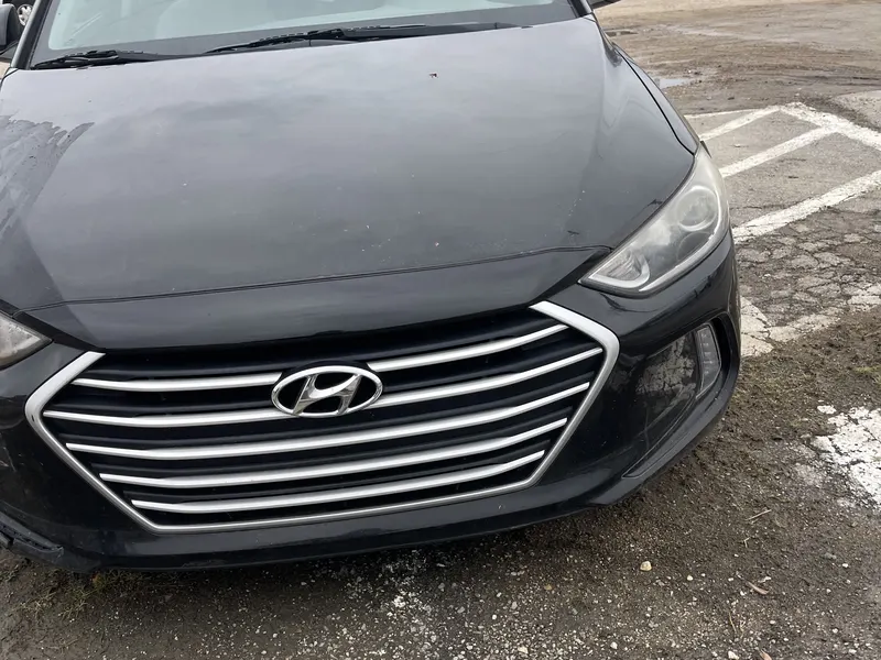 2017 Hyundai Elantra SE sold for cash to CashMyCarTX in Houston, TX